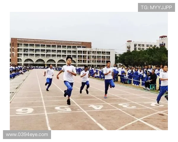 田径名将沃尔科特暌违十三载强势回归再度称雄世界赛场荣耀夺冠再
